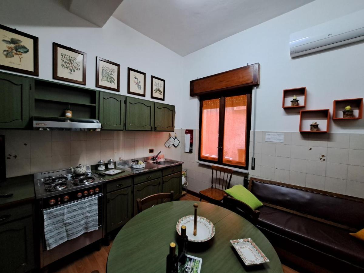 Apartamento Il Vecchio Piano Castrovillari Exterior foto