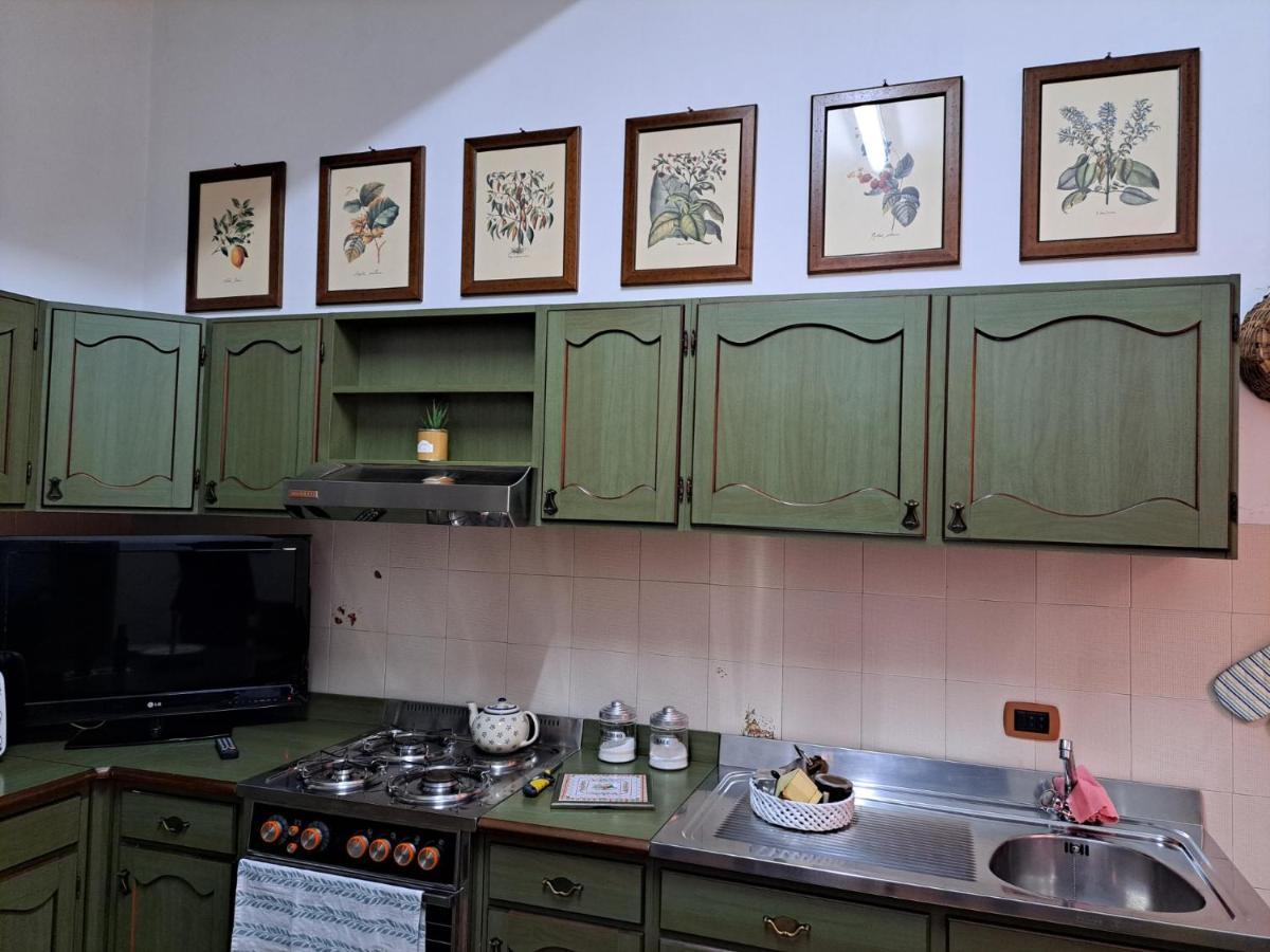 Apartamento Il Vecchio Piano Castrovillari Exterior foto